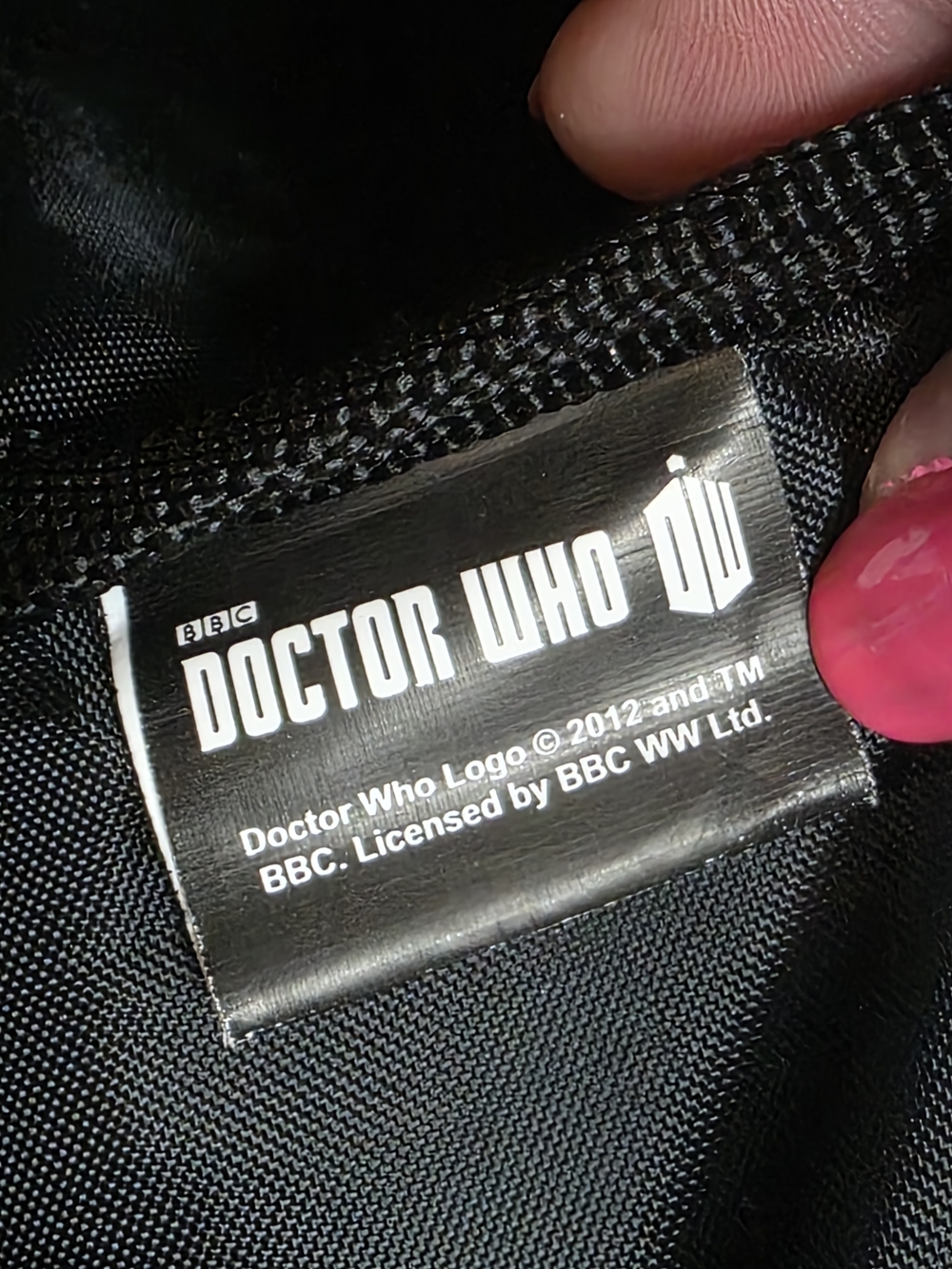Doctor Who Exploding TARDIS Slouch Backpack - Picture 10 of 12